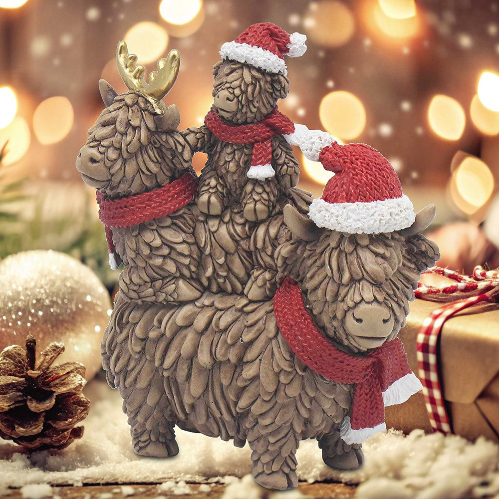 Christmas Highland Cow Family Ornament