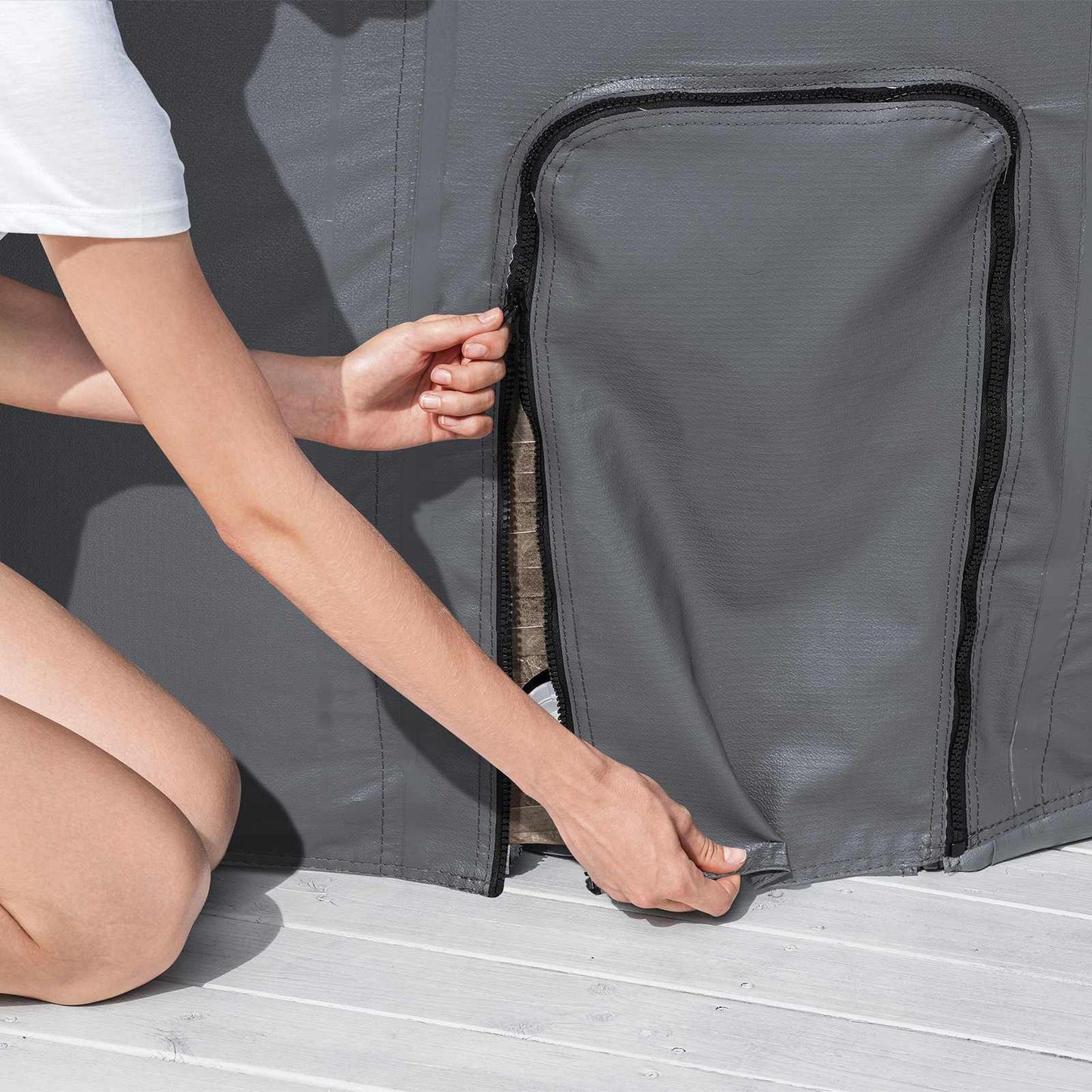 Cover PVC and POM Grey