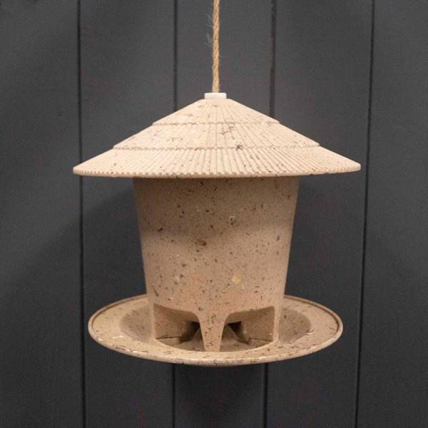 Earthy Deluxe Round Bird Feeder - Straw (21.8cm)