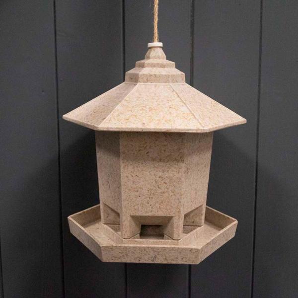 Earthy Deluxe Hexagonal Bird Feeder Nut Husk (21.6cm)