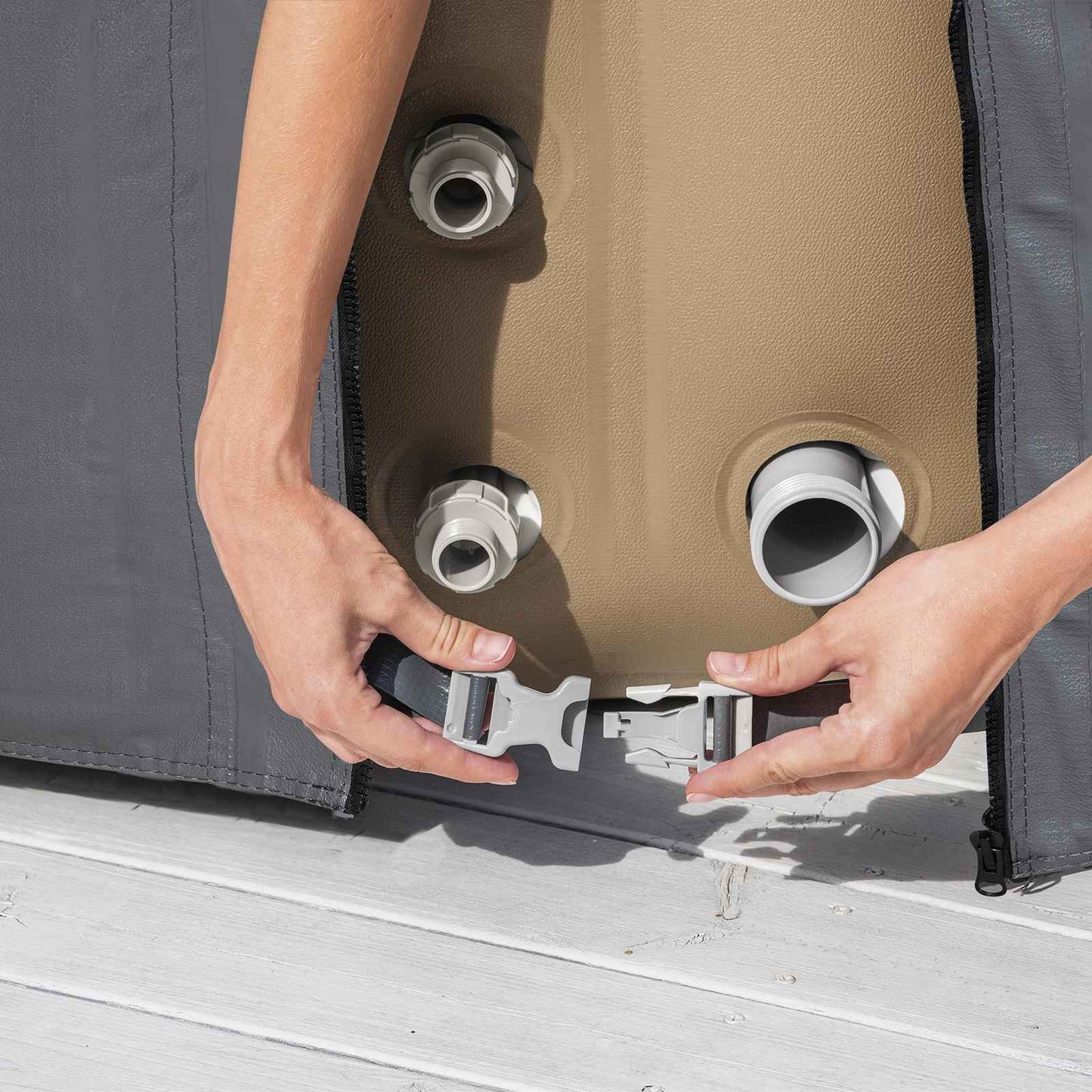 Cover PVC and POM Grey