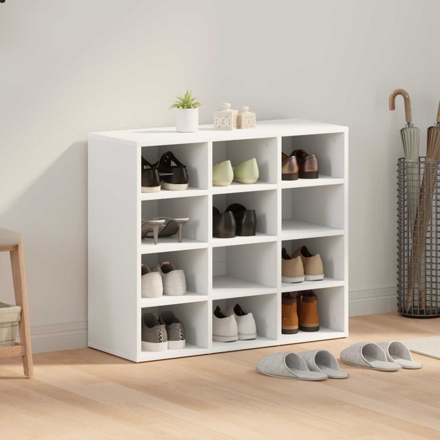 Shoe Cabinet with Shelf White 77.5 x 30 x 67 cm Engineered Wood
