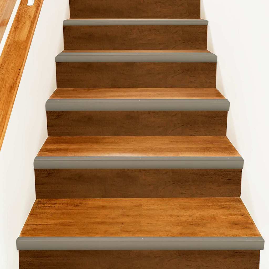 Stair Nosings 30 pcs Champagne 67 x 3 x 2 cm Aluminium