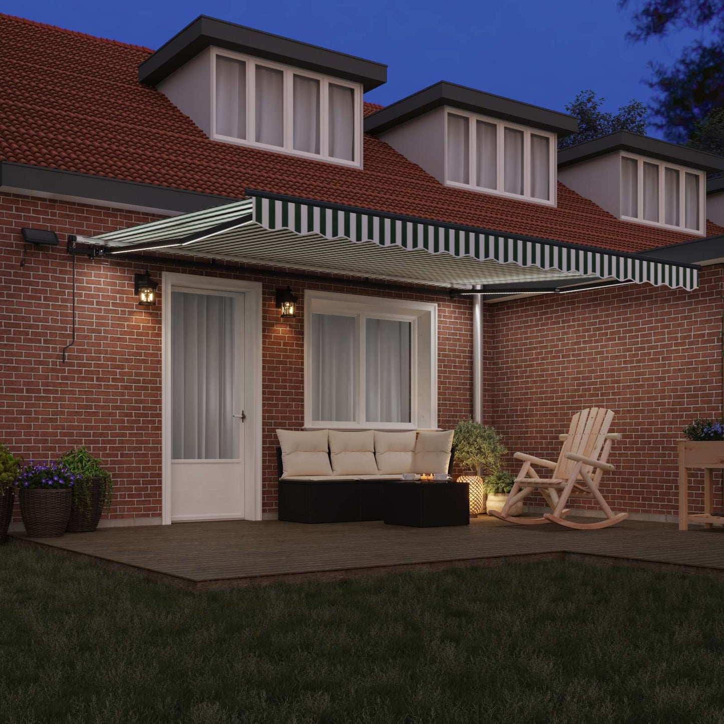 Retractable Awning Manual Green and white 450 x 350 cm Fabric