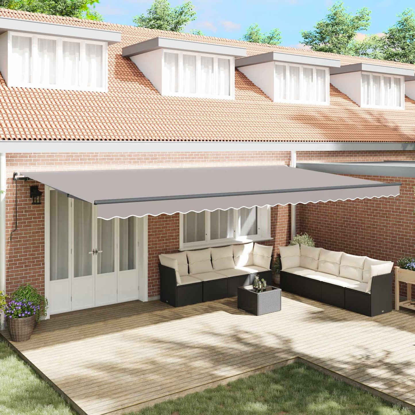 Retractable Awning Light Grey 600 x 350 cm Polyester and Steel