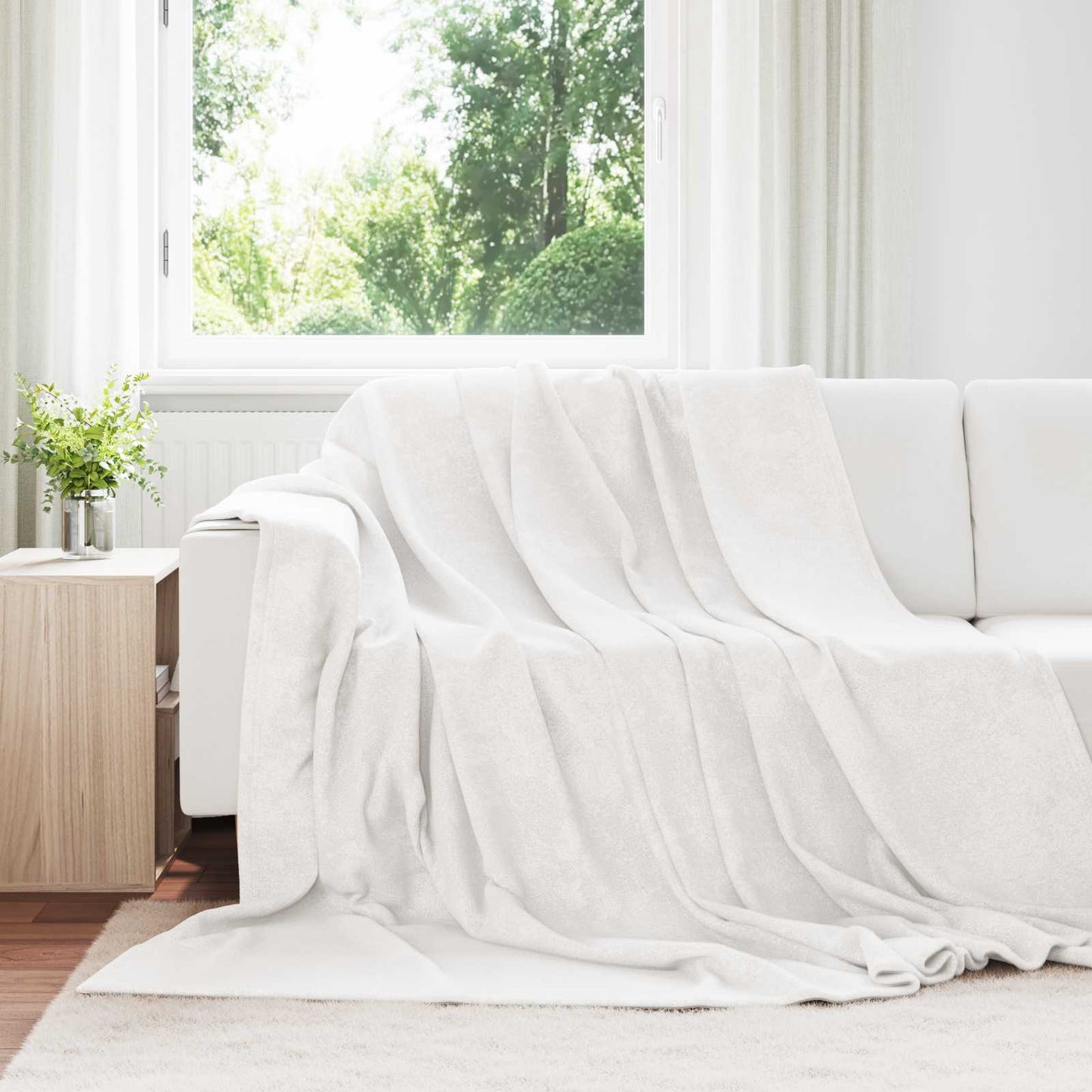Throw Blankets 6 pcs White 240 x 270 cm Fleece