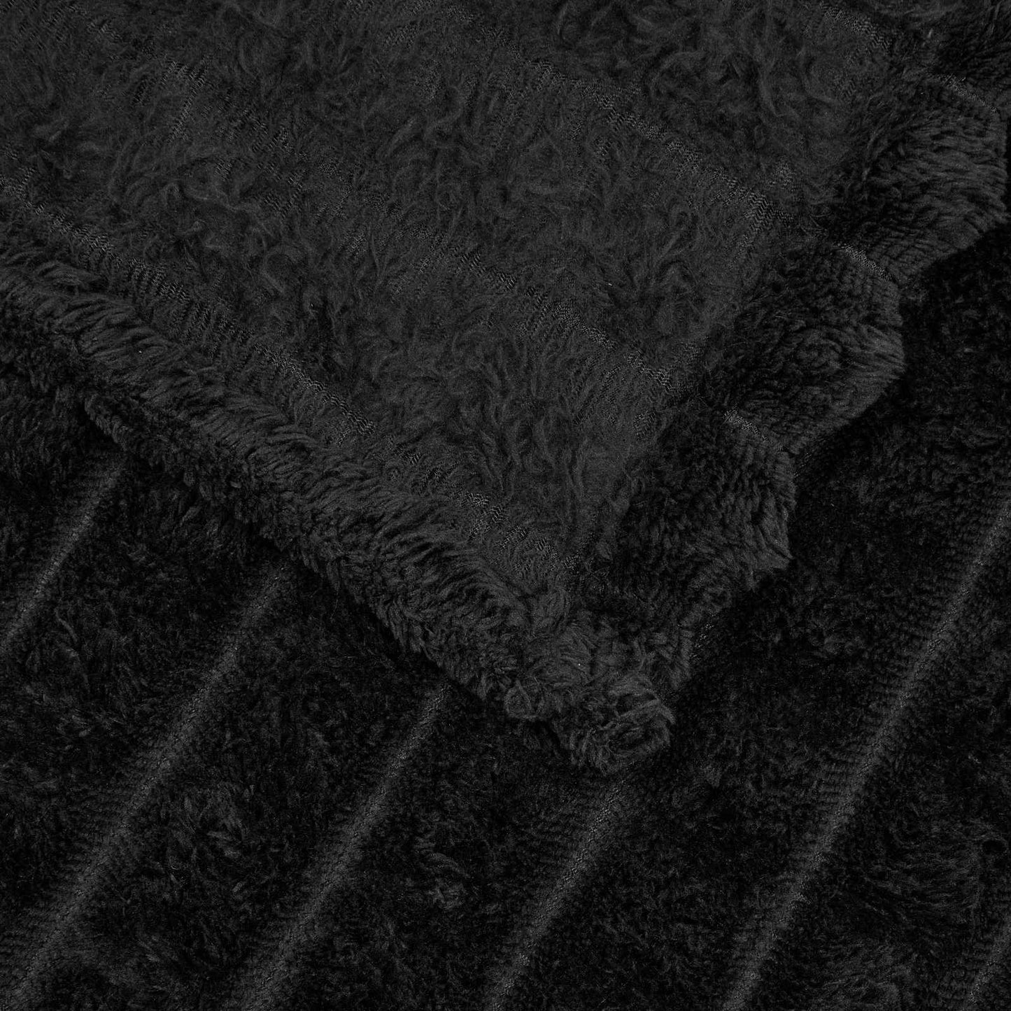 Throw Blankets 6 pcs Black 270 x 240 cm Fleece