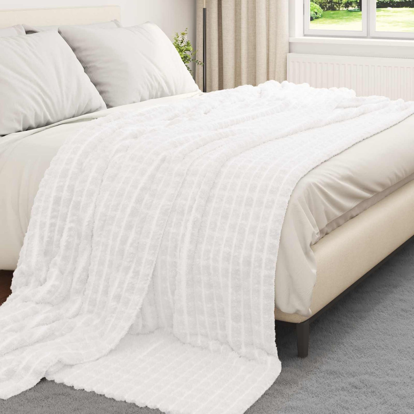Throw Blankets 6 pcs White 270 x 240 cm Fleece