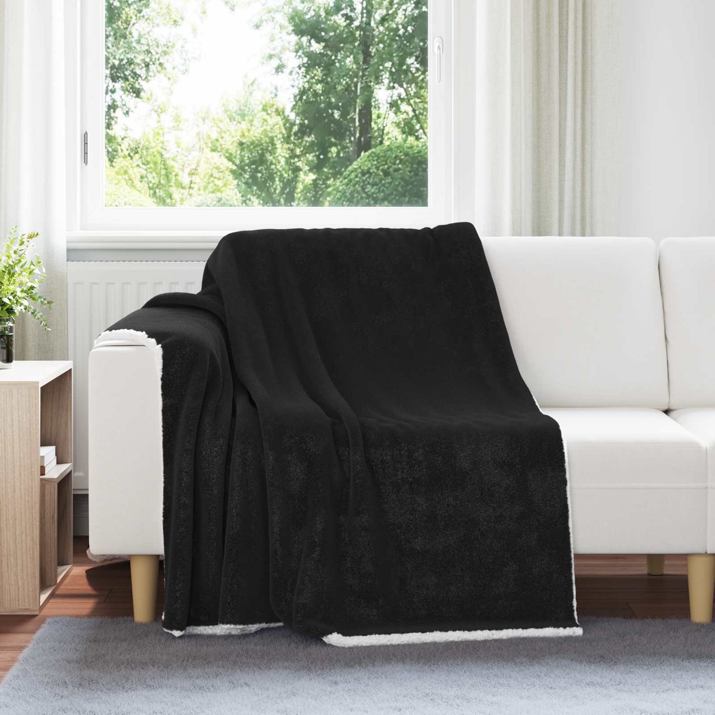 Throw Blanket Black 150 x 200 cm Fleece