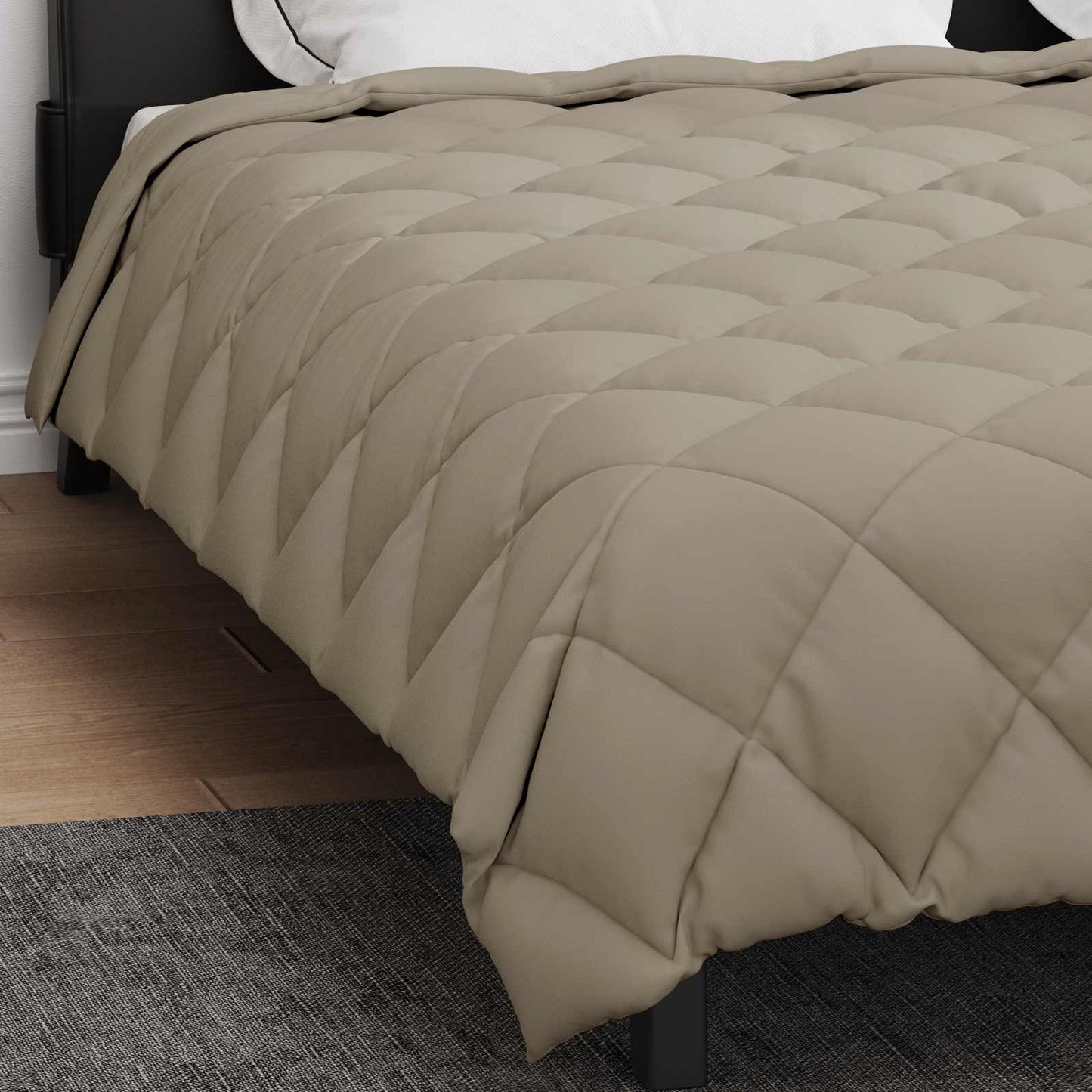 Winter Duvet Light Grey 220 x 240 cm Microfiber