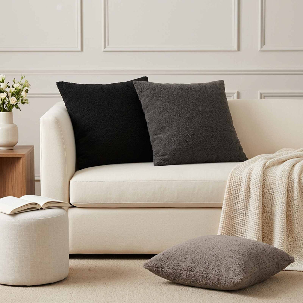 Cushion Cover 2 pcs HEERLEN Light Grey 60 x 60 cm Bouclé
