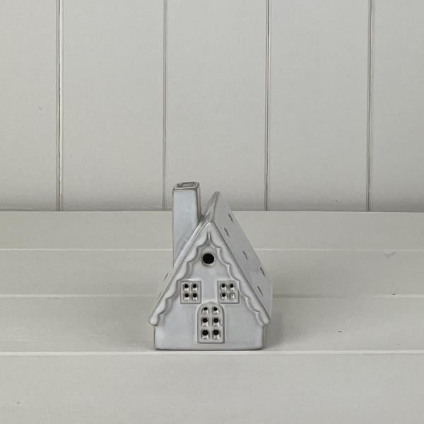 White Ceramic House Tealight Holder L6.7xD6xH8.6cm Weight-138g
