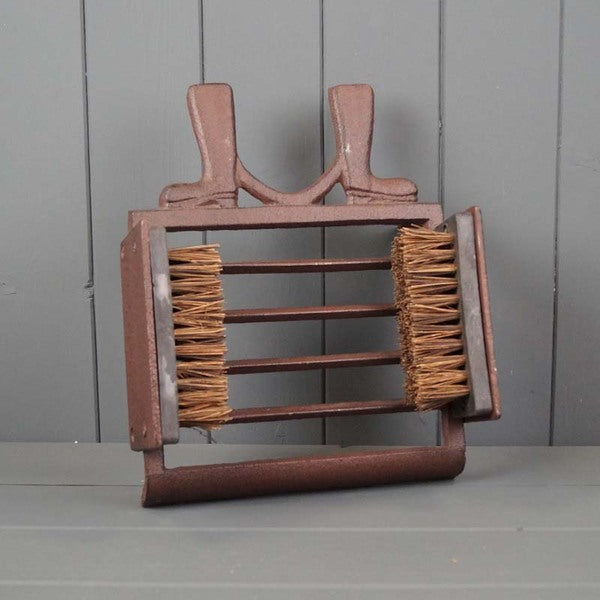 Cast Iron Boot Brush with Acorn 22.5x18.5x19.5cm