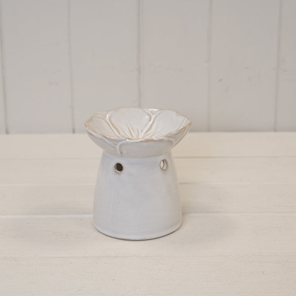 Natural Ceramic Flower Shaped Plate with Bobble Rim Small 13.8cm x 13.1cm x 2.9cm